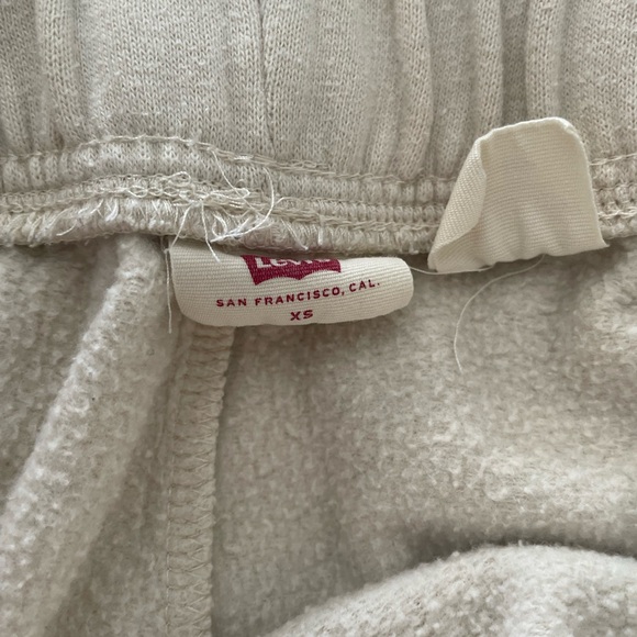 Levi’s Sweatset. - Picture 6 of 8